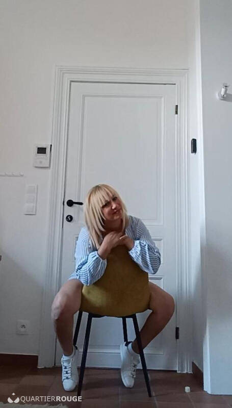 Marta (Photo)