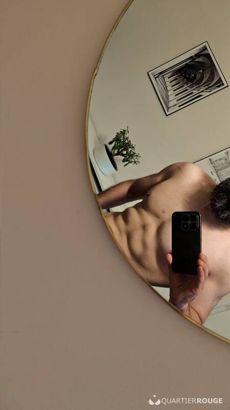 Adam (Photo)