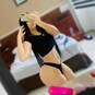 Laura (Photo #8)