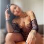 Julie (Photo #5)