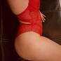 Laura (Photo #3)