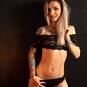 Laura (Photo #4)