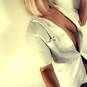 Laura (Photo #4)