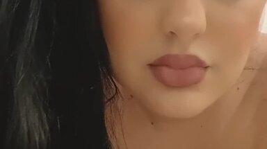 Maya hot