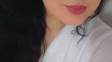 Maya hot