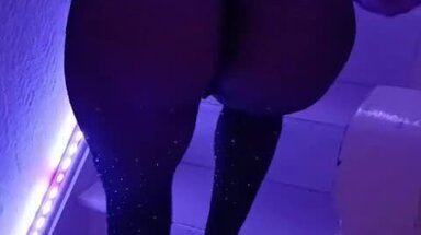 Eli amanda PREMIER  hot uro