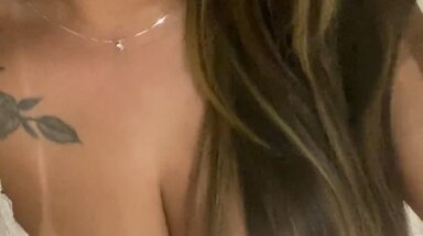 Pyetra Une femme douce, attirante et agrable