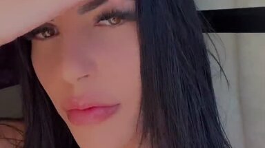 Mia