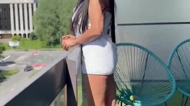 Bella