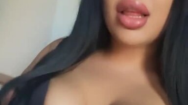 Mia boom