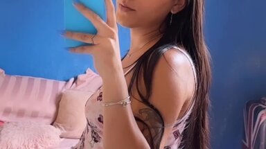 Rebeka Nouvelle en ville