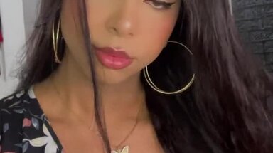 Nicolly lins